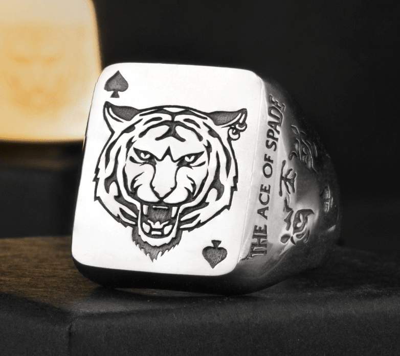 Trendy Silver Spade Ring - Chinese Zodiac Tiger Year - All The Above